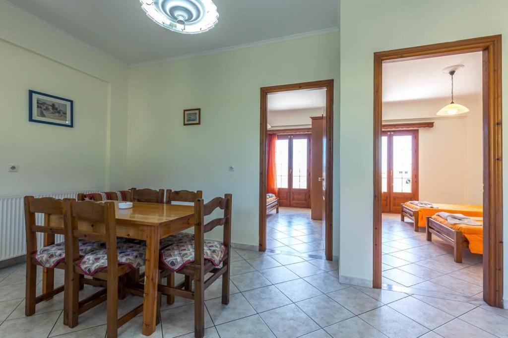 Kapetanios Apartments Агиос Стефанос Экстерьер фото