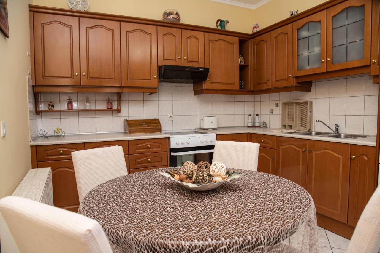 Kapetanios Apartments Агиос Стефанос Экстерьер фото